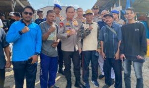 Polsek Pangkalan Baru Gelar Jumat Curhat, Bersama Nelayan dan Warga Pesisir Desa Batu Belubang