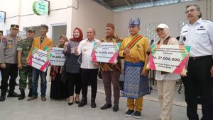 KSP Moeldoko Resmi Menyandang Gelar Datuk Paduka Sri Radendo Panglima Benteng Negeri