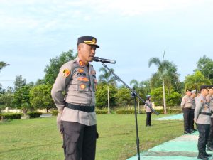 Kapolres Bangka Barat, Pimpin Apel Pagi