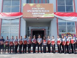 19 Petugas Lapas Narkotika Kelas IIA Pangkalpinang, Terima Penghargaan Satyalancana Karya Satya