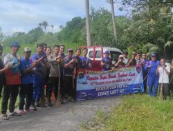 Sat Polairud Polres Bangka Gelar Baksos, Lakukan Bersih Bersih Pesisir Pantai