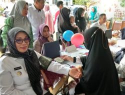Pj Walikota Pangkalpinang Monitoring Intervensi Serentak Pencegahan Stunting di Posyandu Kelurahan Kejaksaan