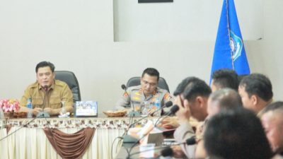 Wakil Bupati Bangka Barat Pimpin Pertemuan Forkopimda Bangka Barat Bahas Aktivitas Pertambangan Timah Ilegal Di Perairan Belembang