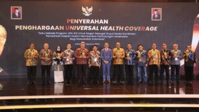 Pemerintah Kabupaten Bangka Barat Di Anugerahi Penghargaan Universal Health Coverage(UHC)