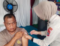 Subsatgas Dokkes Polres Bangka Barat Gelar Pemeriksaan Kesehatan Personil di Pelabuhan Tanjung Kalian