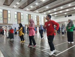 Semarak Bulan K3, PT Timah Ajak Karyawan Dan Pelajar Senam Bersama