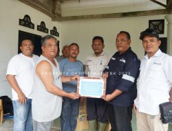 Dukung Nelayan, PT Timah Berikan Motor Tempel Untuk Tingkatkan Hasil Laut