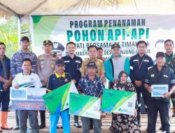 Perlindungan Sosial: PT Timah Fasilitasi BPJS 77 Kelompok Nelayan