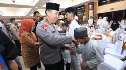 Polri Berbagi Takjil Dan Buka Puasa Bersama Serentak Seluruh Indonesia, Kapolri : Perkuat Sinergi Dengan Media Dan Masyarakat