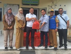 PT Timah Serahkan Bantuan Makanan Siap Saji  Bagi Warga Pangkalpinang Yang Terdampak Banjir