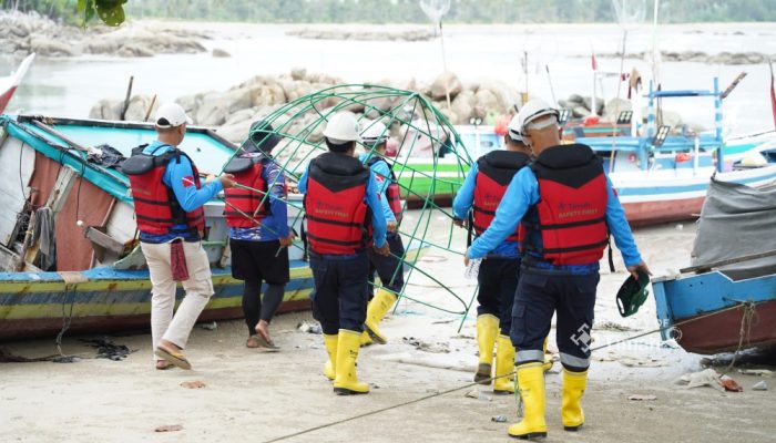 Penenggelaman Artificial Reef PT Timah, Terbukti Tingkatkan Hasil Tangkap Nelayan Dan Dukung Wisata Bawah Laut