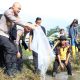 Polda Babel Kembali Tebar Ribuan Bibit Ikan Di BhayPark, Kapolda : Semoga Bisa Berikan Hiburan Bagi Masyarakat
