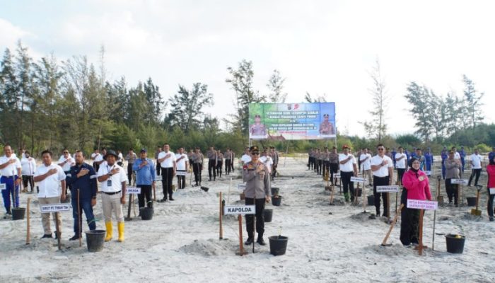 Tanam Satu Juta Pohon Jelang Hari Bhayangkara Ke 79, Irjen Pol. Hendro : Wujud Tanda Bakti Untuk Bumi Serumpun Sebalai