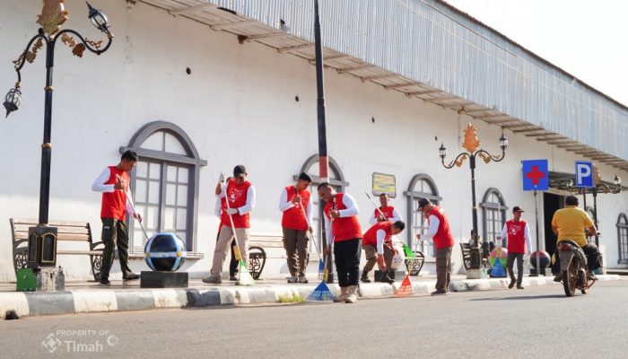 Gerakkan Gotong Royong untuk Merah Putih, PT Timah Gelar Aksi Bersih-Bersih Kota Bersama Forkopimda Bangka Selatan dan Masyarakat