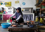 Mitra Binaan PT Timah, Mastina Mayasari Kembangkan Kue Tradisional Bangka Hingga Go Nasional