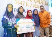 Komitmen TJSL PT TIMAH, Bantu Lansia dan Janda Lewat Pembagian Sembako Ramadan