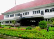 Normalisasi Muara Air Kantung Jelitik, PT TIMAH Kolaborasi dengan Mitra Usaha Bantu Nelayan