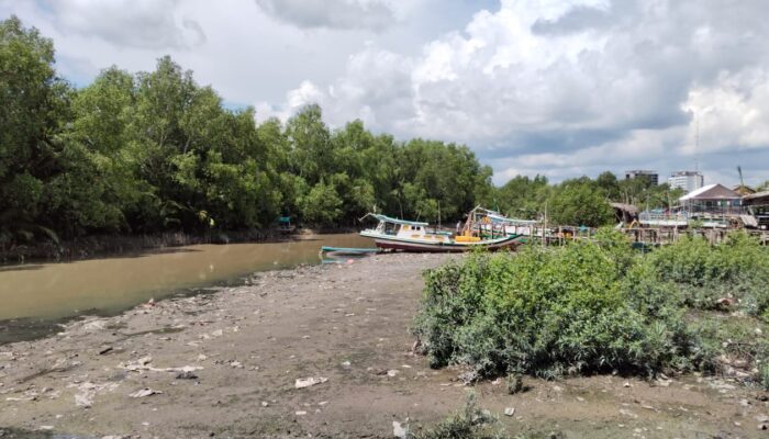 Alur Sungai Dangkal, Nelayan Pangkalpinang Terancam: HNSI Desak Solusi Cepat