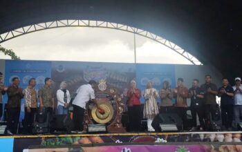 Prof Udin dan Dessy Buka Festival Ekraf 2026, Pemkot Pangkalpinang Angkat Otak-Otak ke Tingkat Nasional