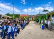 PT TIMAH Tanamkan Kepedulian Lingkungan Sejak Dini, Siswa SDN 009 Kundur Barat Belajar Pilah Sampah