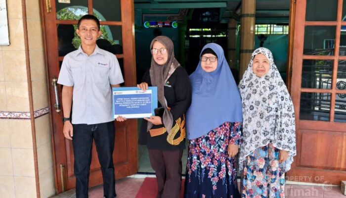 Komitmen PT TIMAH Lestarikan Seni Islami, Bantu Pengadaan Peralatan Rebana Majelis Taklim di Bangka