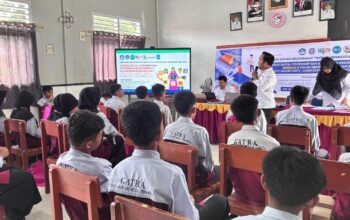 UBB Gelar Sosialisasi Literasi Digital dan Kesadaran Hukum bagi Generasi Z di SMP Negeri 3 Gantung Belitung Timur