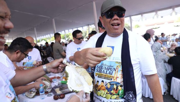 Pemerintah Provinsi Bangka Belitung Pererat Silaturahmi Mahasiswa Perantauan di Yogyakarta, Gubernur Hidayat Arsani Serahkan Bantuan Laptop