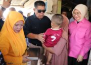 Gubernur Hidayat Arsani Dampingi Menteri Wihaji Tinjau Keluarga Risiko Stunting di Pangkalpinang